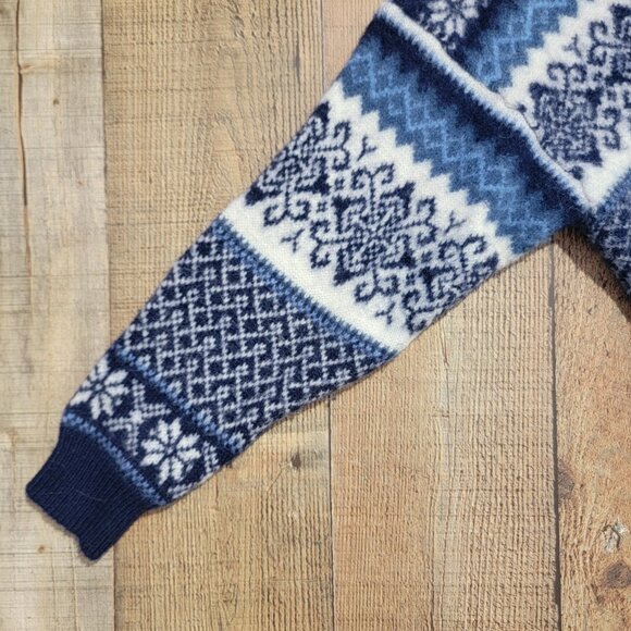 Nordstrikk Norwegian Virgin Wool Cardigan Sweater - Picture 7 of 14